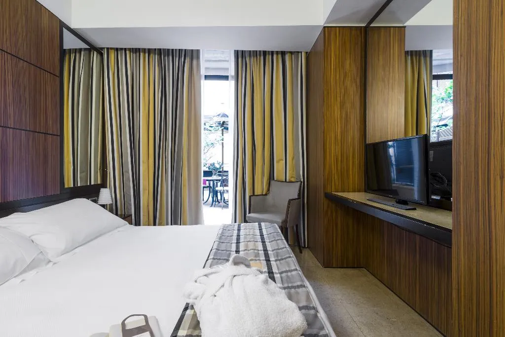 DOUBLE DELUXE Room, Carrobbio, Milan