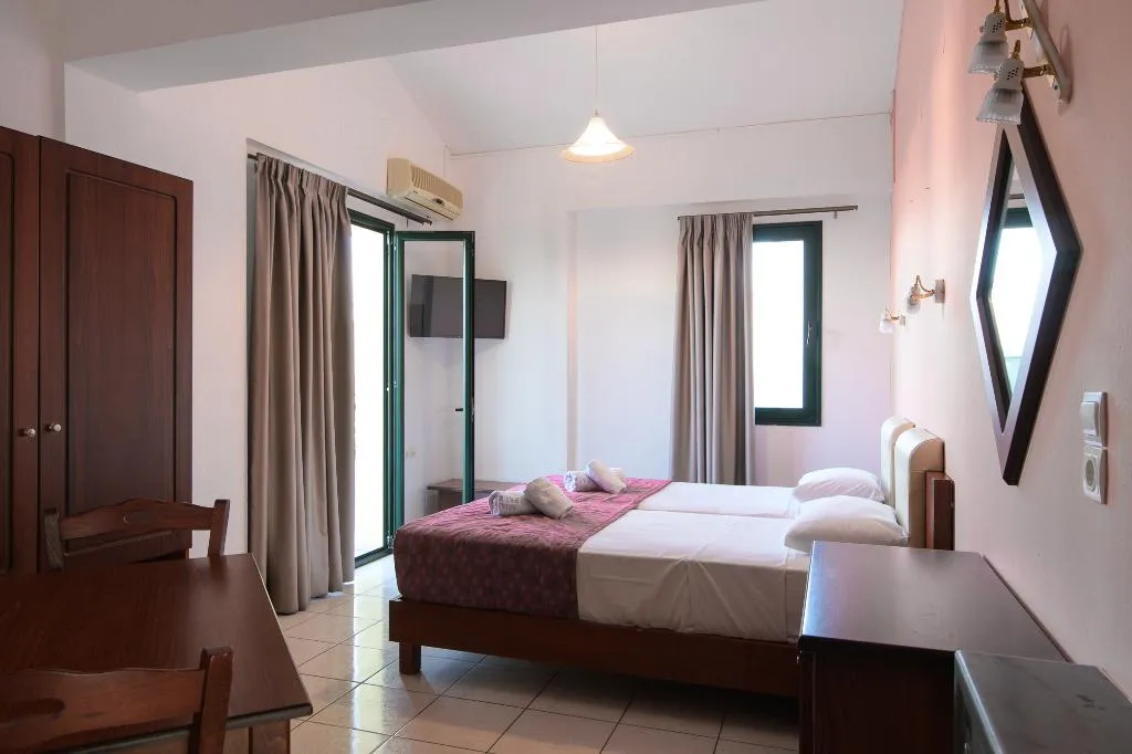 STUDIO SUPERIOR WITH DOUBLE BED Room, Ariadni Palace, Crete
