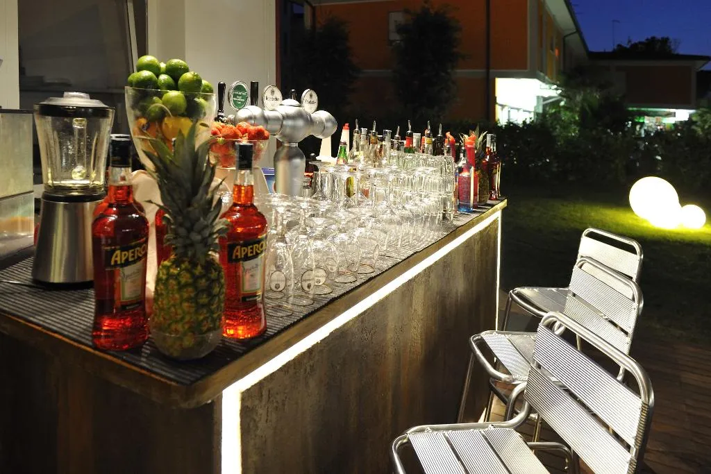 Bar, Hotel Jasminum, Venice