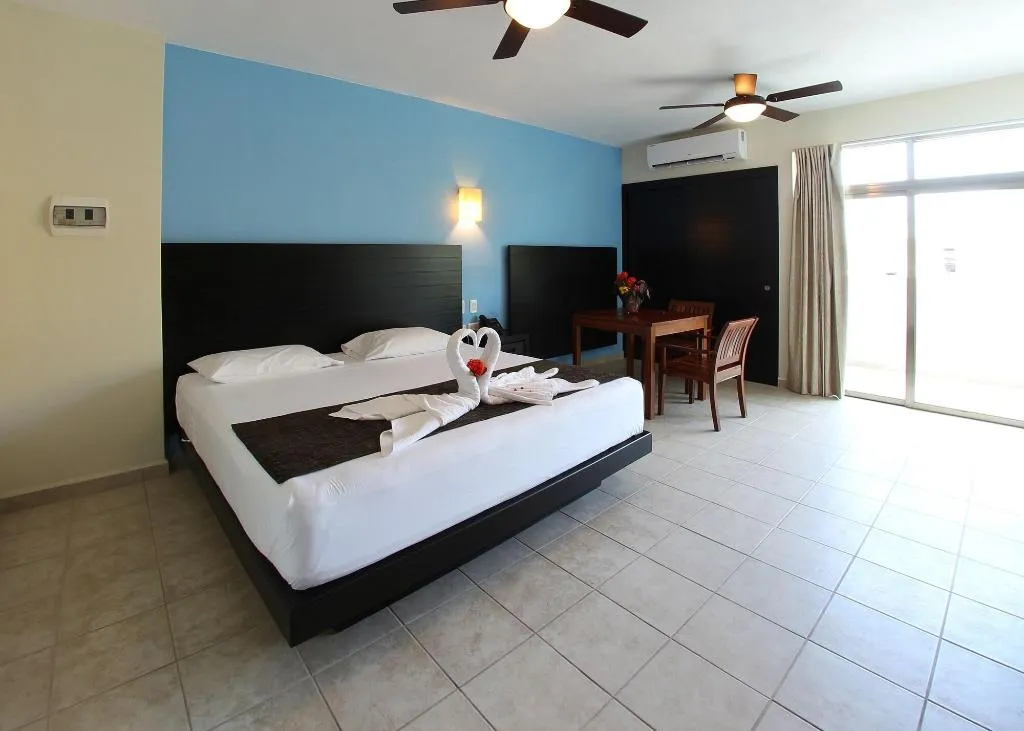 SINGLE DELUXE Room, Hotel Angelo's, Playa Del Carmen