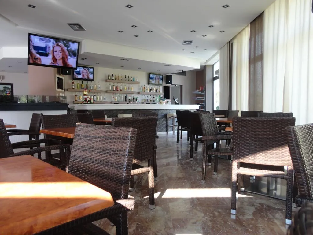 Bar, Morfeas, Corfu