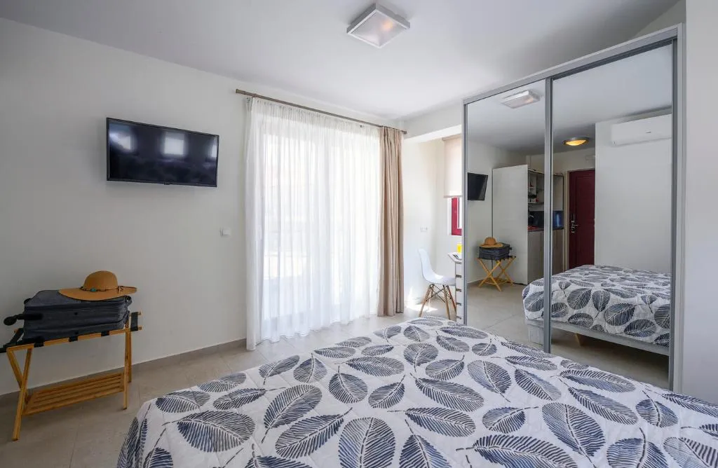 DOUBLE SIDE SEA VIEW Room, Elpiniki Luxury Rooms, Thessaloniki