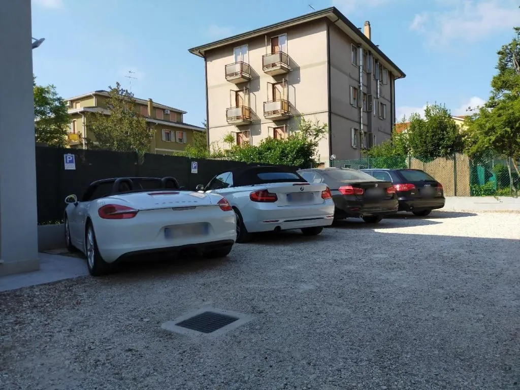 General view, Villa Erica & Villa Erica 1, Venice