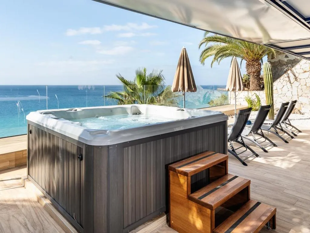 APARTMENT CAPACITY 6 THREE BEDROOM Room, Garden and Sea Boutique Lodging by LIVVO, Fuerteventura
