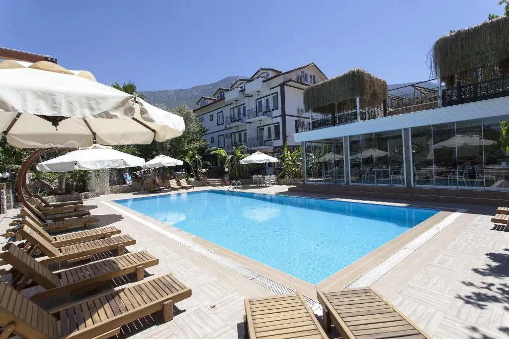 Pool, Green Peace, Dalaman