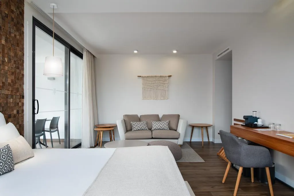 JUNIOR SUITE CLASSIC Room, Jupiter Marina Hotel – Couples & Spa, Algarve