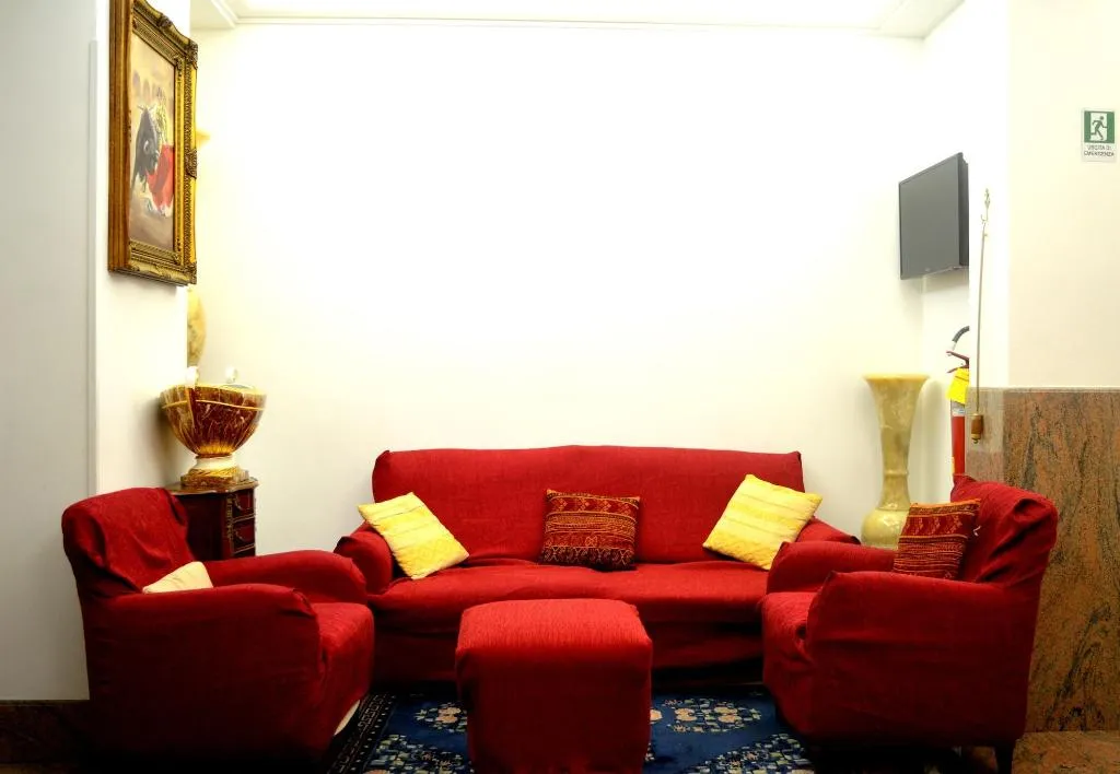 Lobby, Malaga, Rome