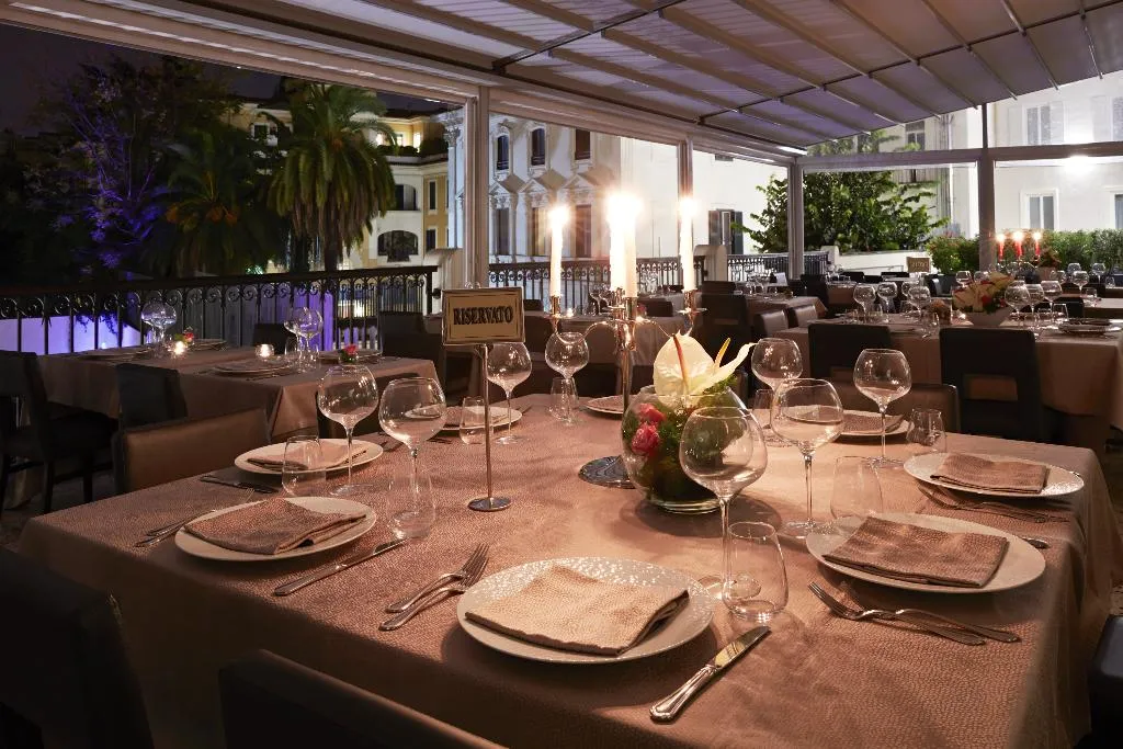 Restaurant, The Building, Rome