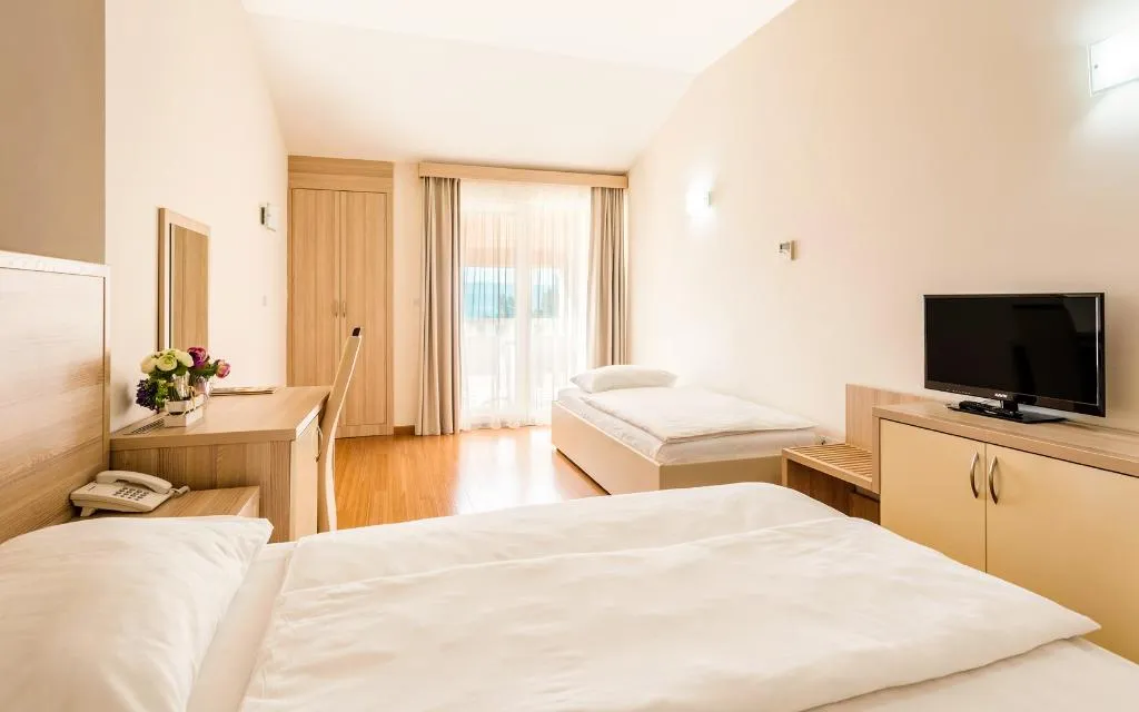 TRIPLE SEA VIEW Room, Villa Miramar, Split