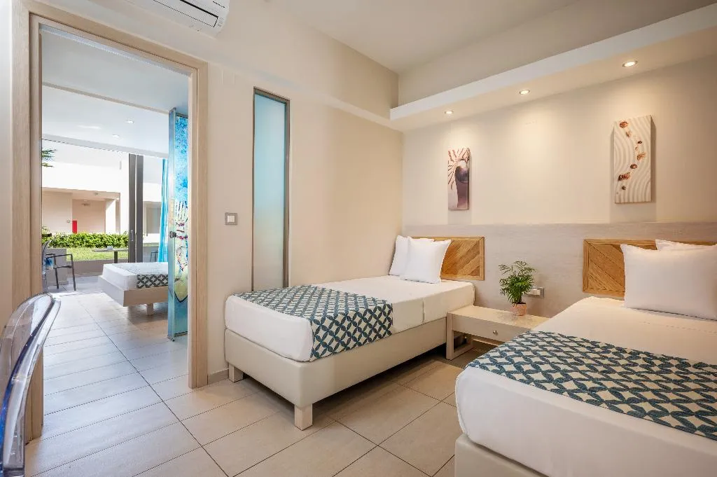 FAMILY ROOM DELUXE Room, Royal & Imperial Belvedere Resort, Crete