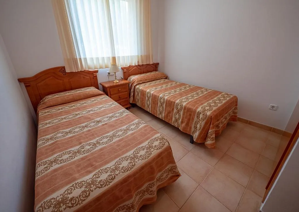 VILLA THREE BEDROOMS Room, Golf Beach, Costa Brava