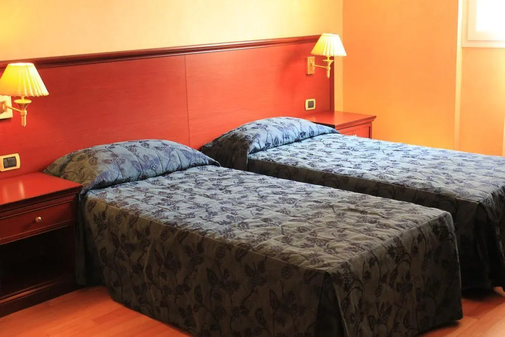 TWIN STANDARD Room, Hotel Terminal Milano, Milan