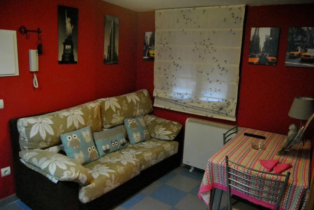 Room, Apartahotel Collarubio, Madrid