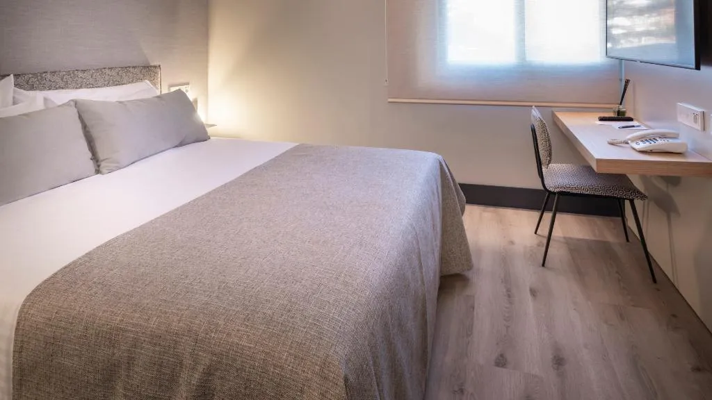 Double or Twin COMFORT Room, Bel Air Hotel, Barcelona