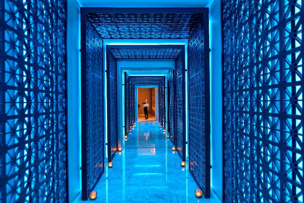 Sports and Entertainment, Four Seasons Hotel, Cyprus
