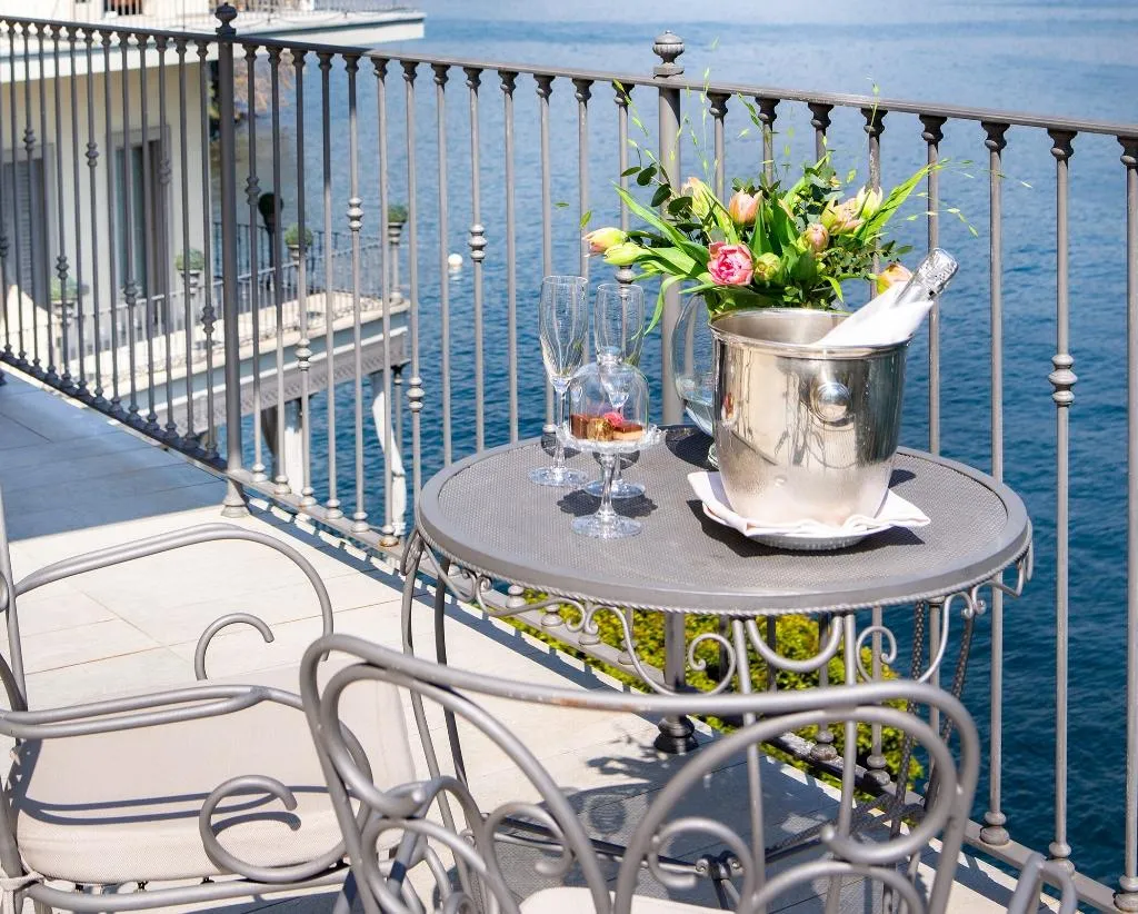 JUNIOR SUITE LAKE VIEW Room, Villa Flori, Milan