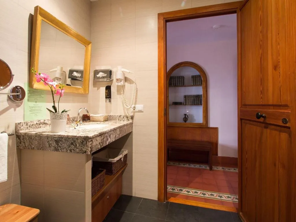 Room, Can Abril, Majorca