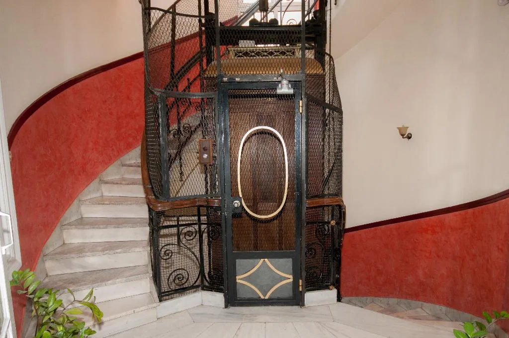 General view, Cecil hotel, Athens