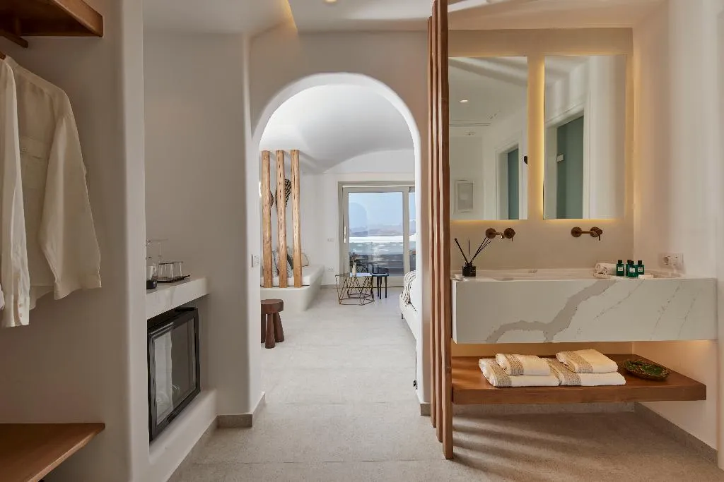 SUITE WITH PRIVATE POOL Room, Phos The Boutique Luxury Hotel & Villas, Santorini