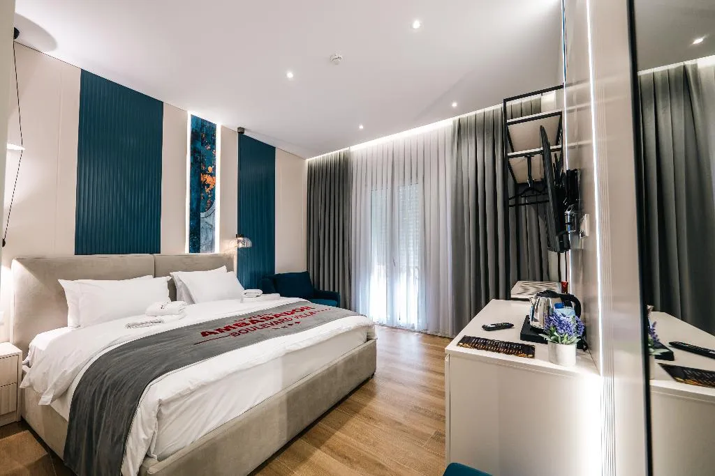 DOUBLE DELUXE WITH BALCONY Room, Ambasador Hotel, Durres