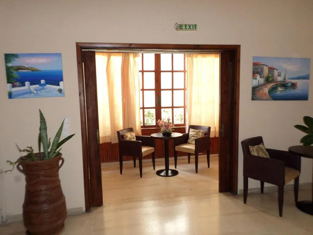 Lobby, Tina Economy Hotel, Crete