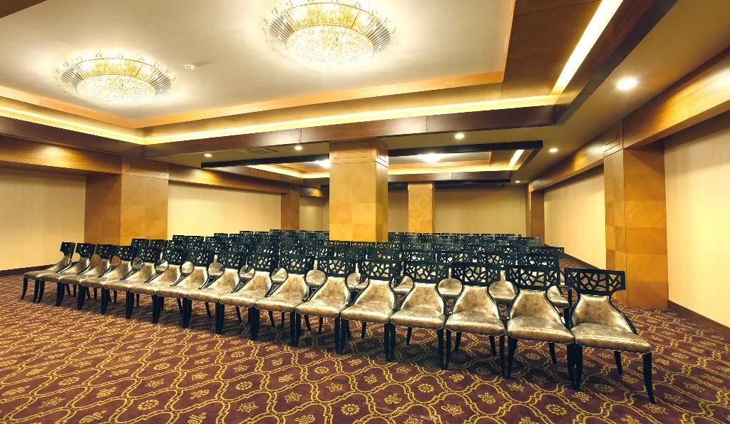 Conferences, Royal Alhambra Palace, Antalya
