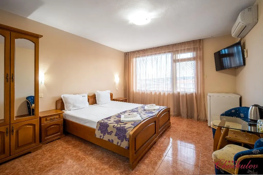 DOUBLE STANDARD Room, Chuchulev, Bourgas