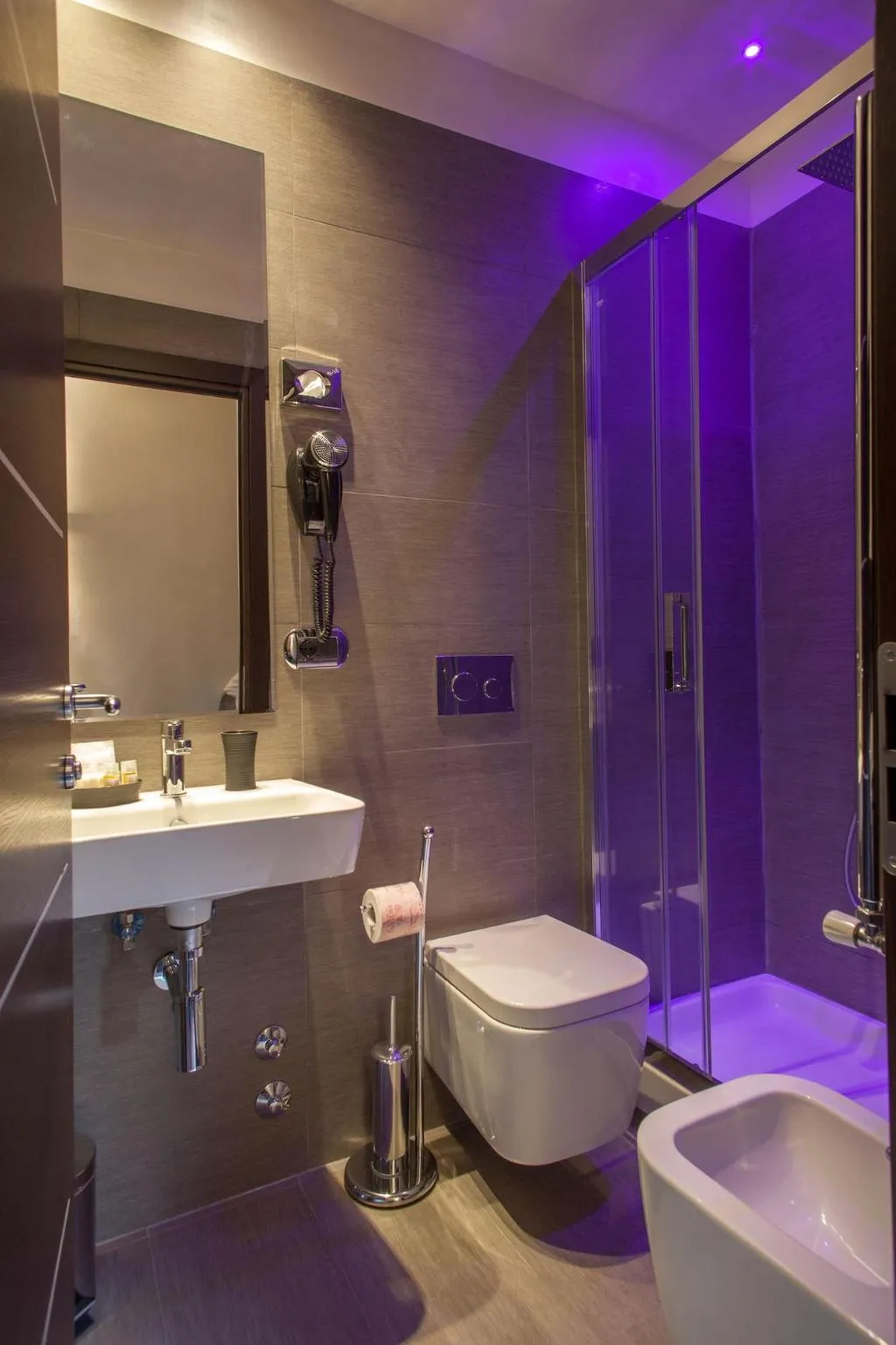 Room, Residenza Dorò, Rome