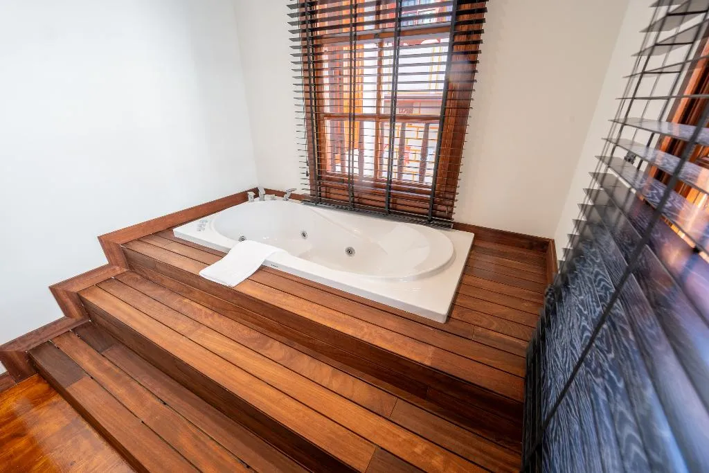 SUITE WITH JACUZZI Room, Belmondo Suites Old Town Antalya, Antalya