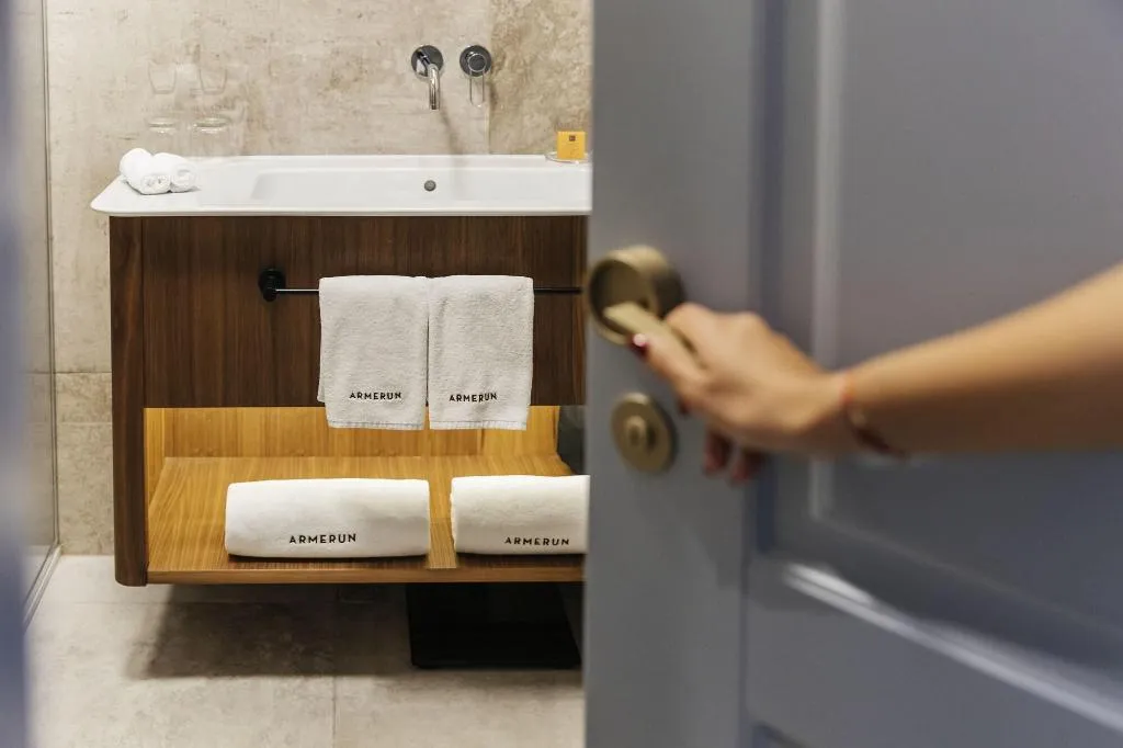 Room, Armerun Heritage Hotel & Residences, Split