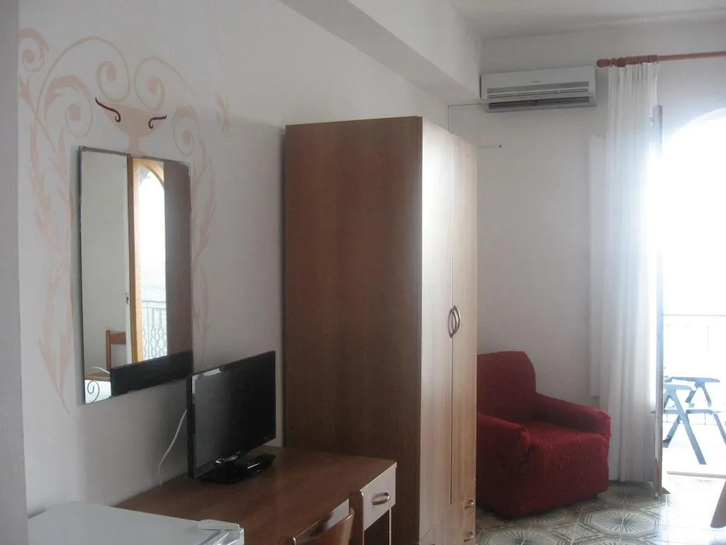 Room, Orpheus, Taormina
