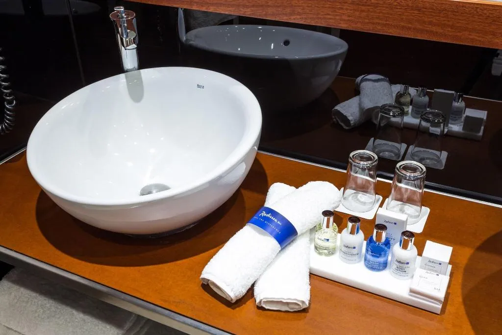 Room, Radisson Blu Hotel, Lisbon, Lisbon