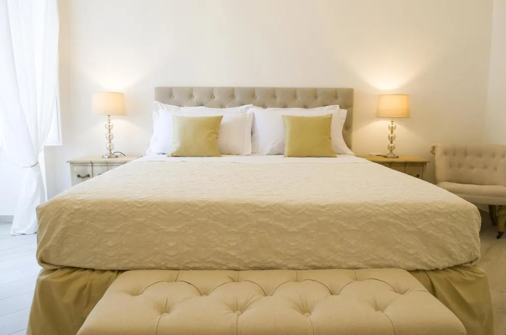 SUITE DELUXE Room, Palazzo Spasiano, Naples