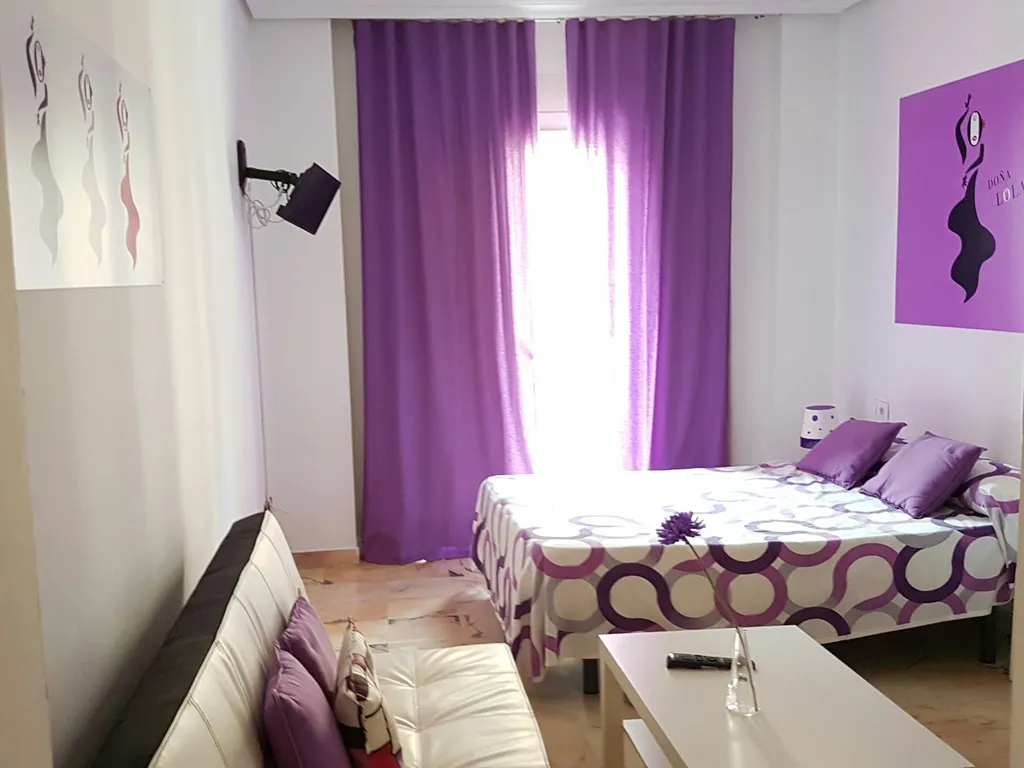 STUDIO STANDARD Room, Apartamentos Doña Lola, Seville
