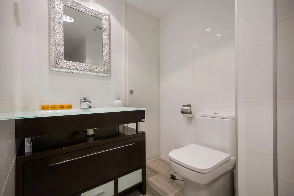 APARTMENT TWO BEDROOMS NON SMOKING Room, Holidays2Malaga Premium Apartments, Costa Del Sol