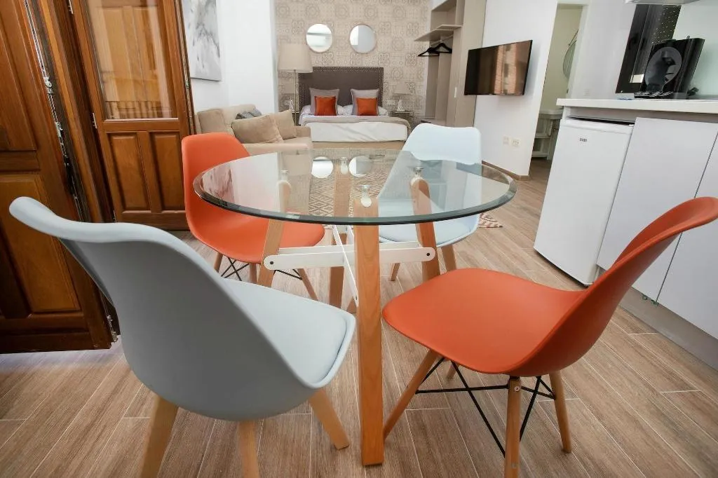 Room, Feelathome Ma Rtires Apartments, Costa Del Sol