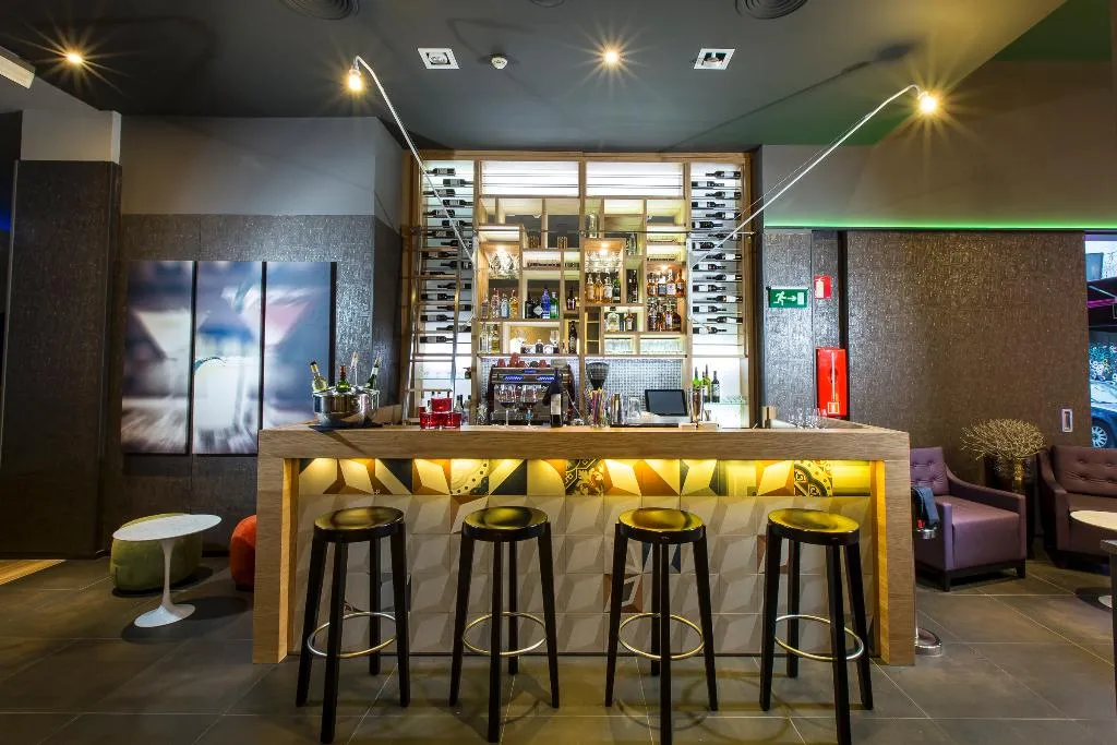 Bar, Leonardo Hotel Las Ramblas, Barcelona