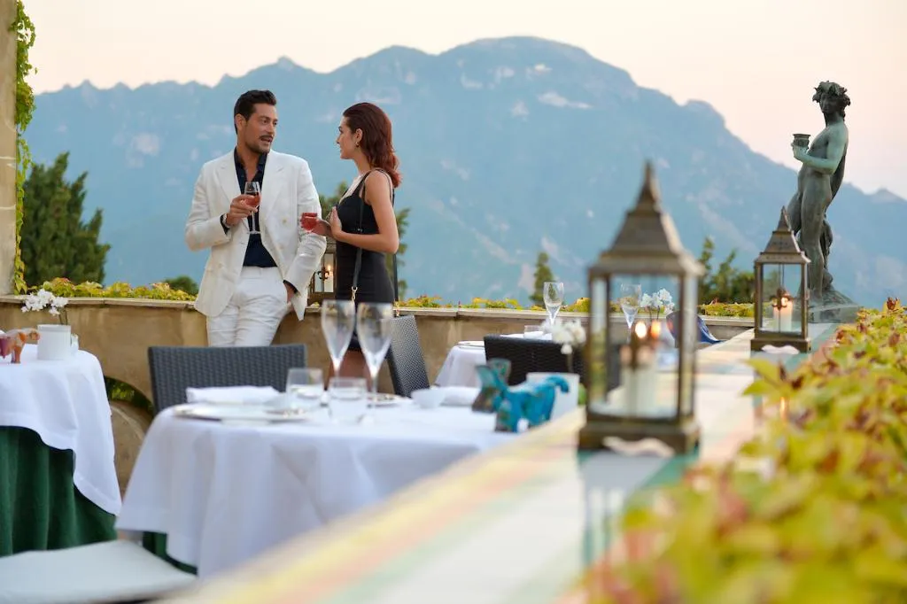 Restaurant, Villa Cimbrone, Naples