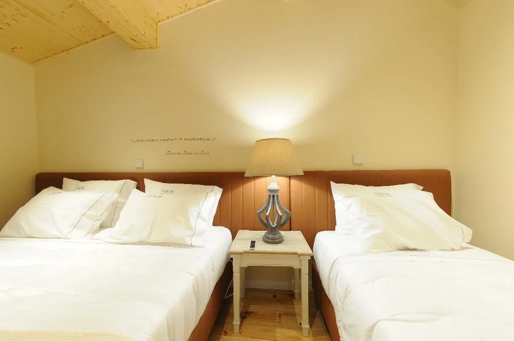 TRIPLE COMFORT Room, Naya - Downtown Guesthouse, Porto