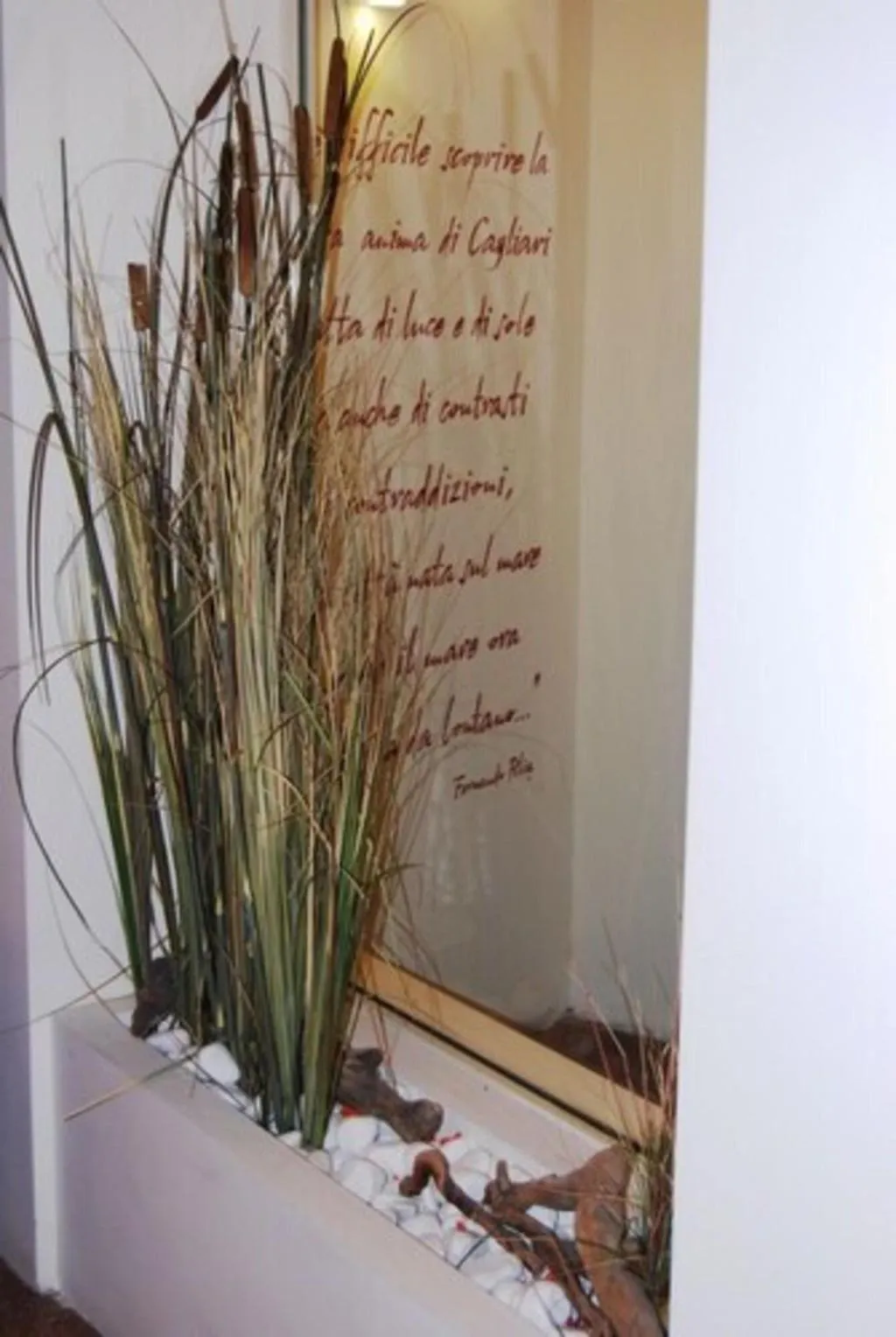Lobby, Italia, Cagliari