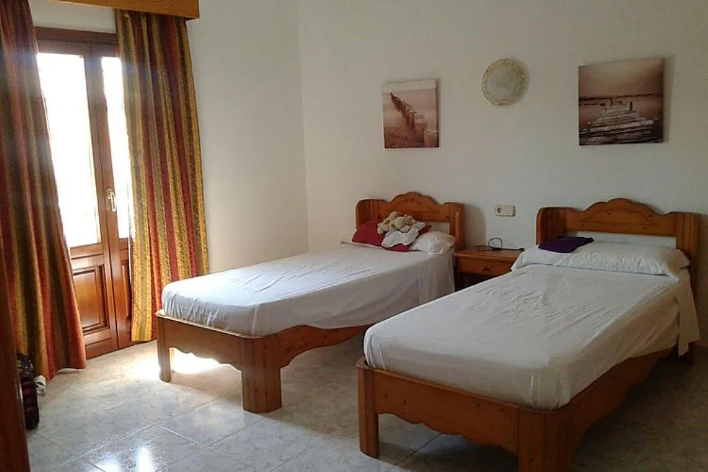 Room, Ca'n Gallu, Majorca
