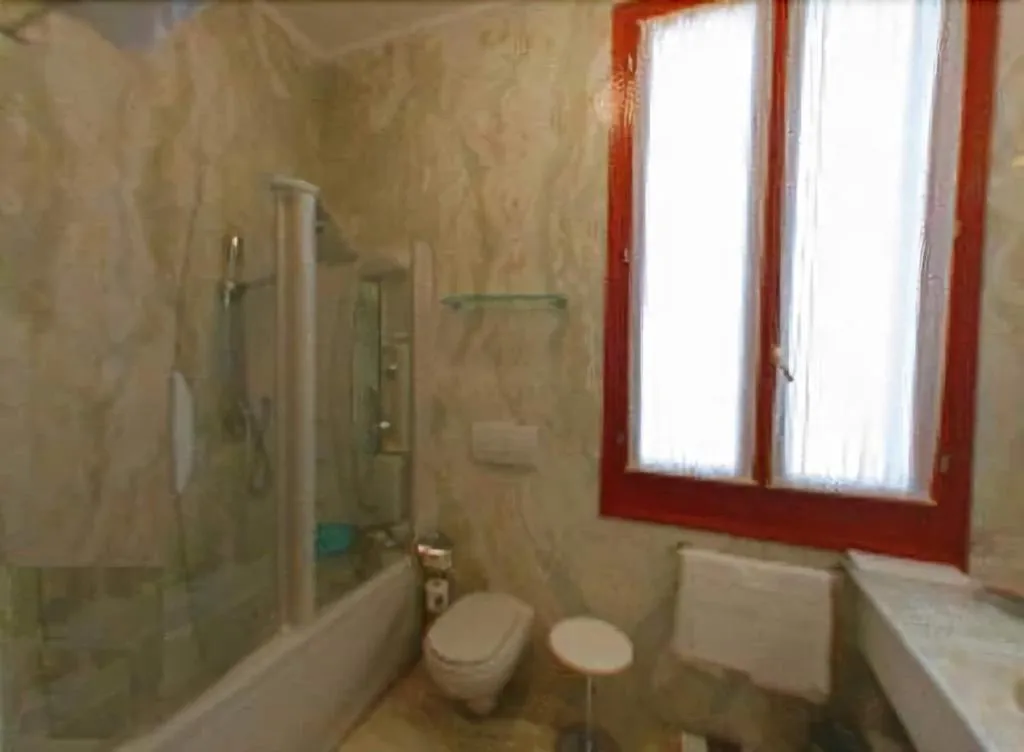 Room, Foscari Palace, Venice