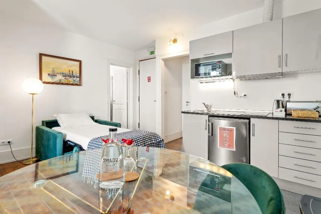 TRIPLE STANDARD Room, Casa Do Jasmim By Shiadu, Lisbon