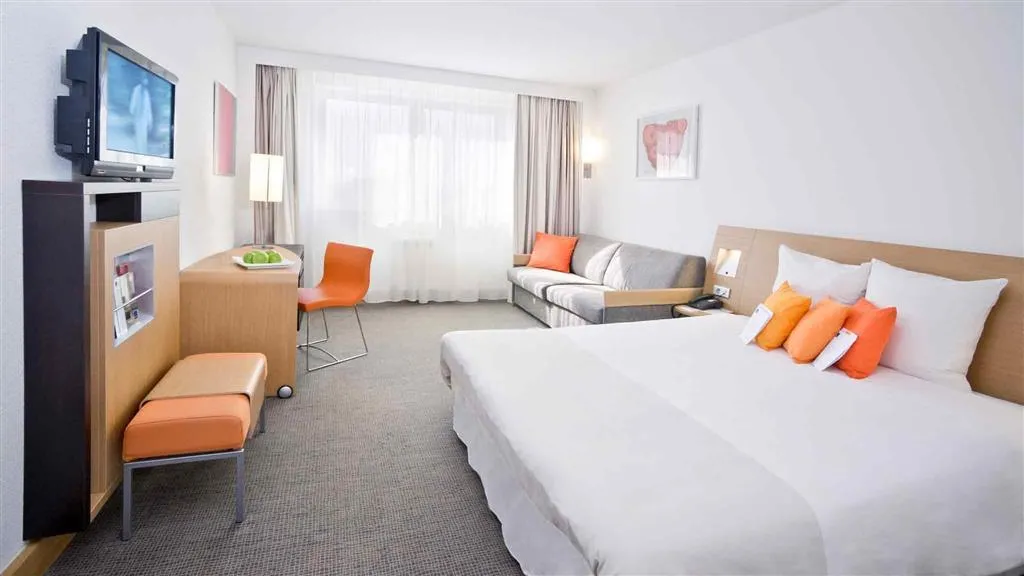 DOUBLE SUPERIOR Room, Novotel Krakow City West, Krakow
