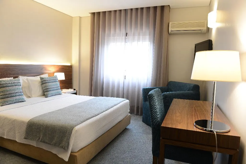 DOUBLE SINGLE USE STANDARD Room, Navarras, Porto