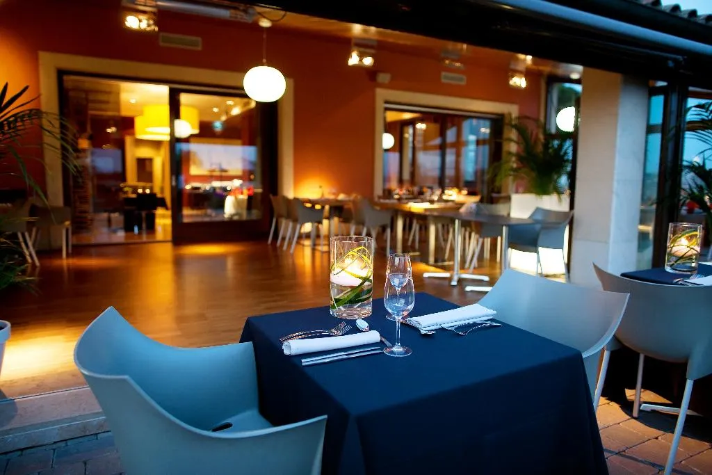 Restaurant, Qgat Suites & Events, Barcelona