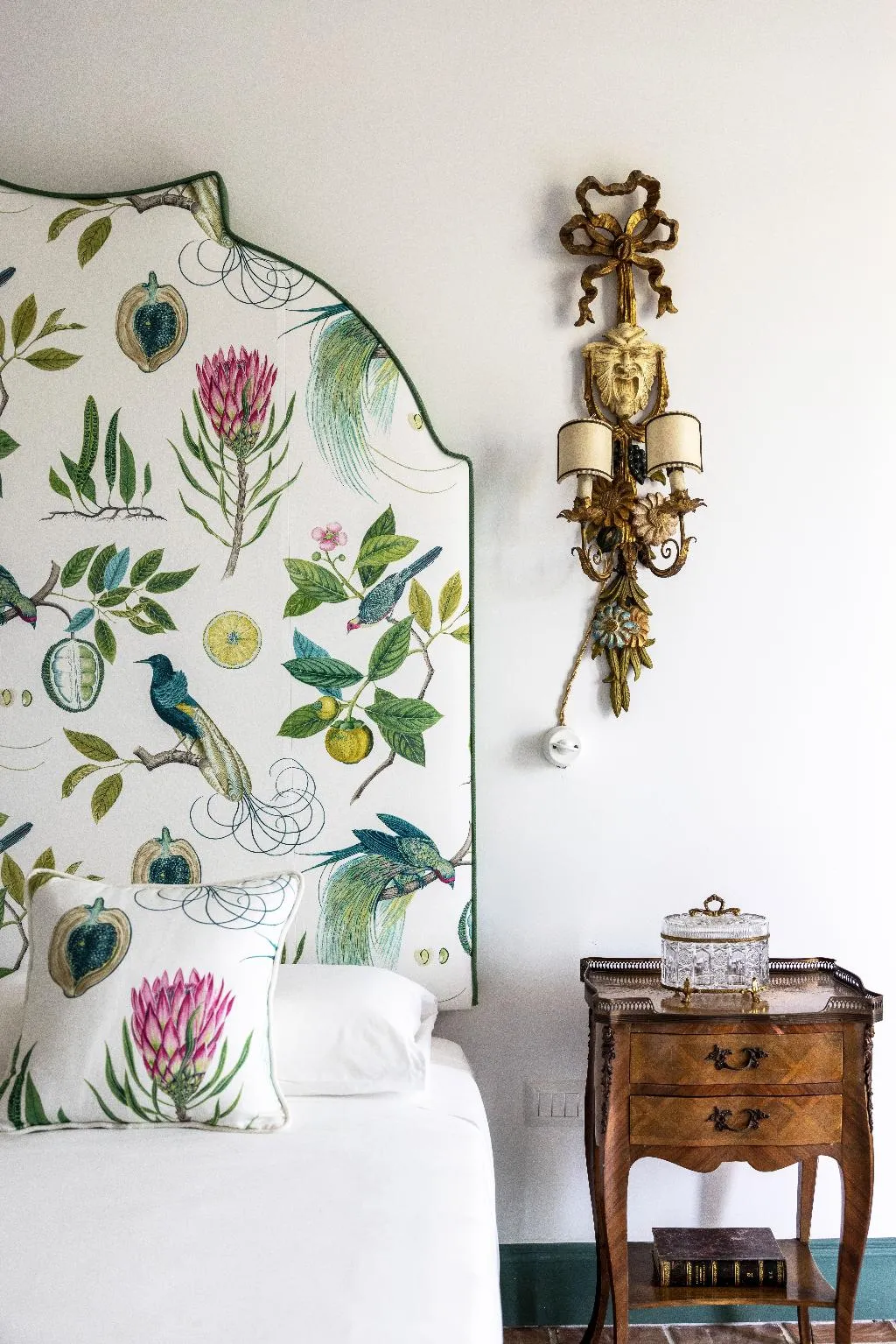 QUADRUPLE TWO BEDROOMS ONE BATHROOM Room, Villa De Cillis Carafa, Naples