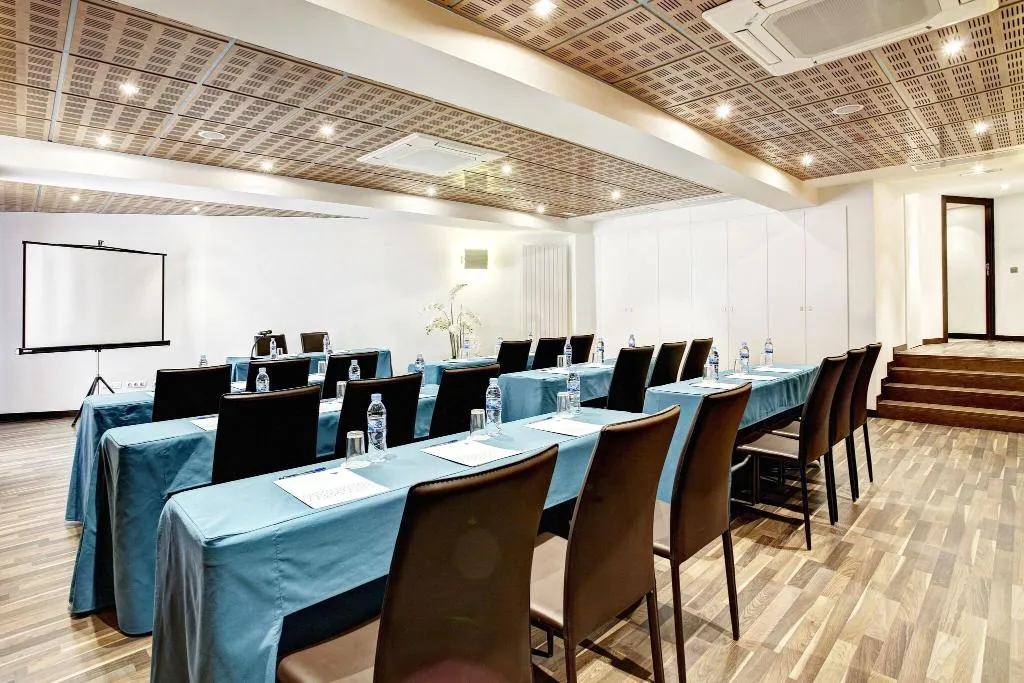 Conferences, Costa Azul, Majorca