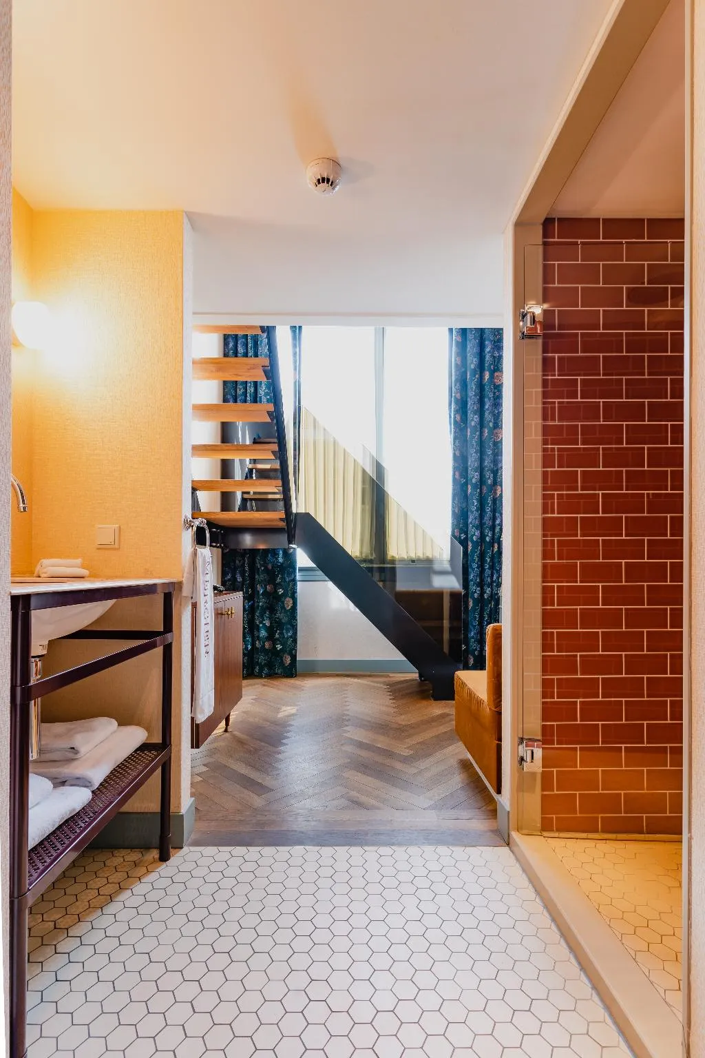 JUNIOR SUITE KING SIZE BED Room, Hotel Mercier, Amsterdam