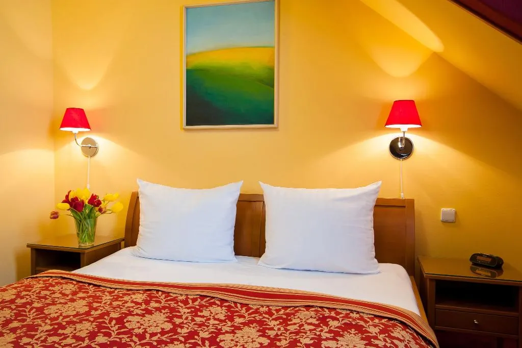Double or Twin STANDARD Room, Cloister Inn, Prague